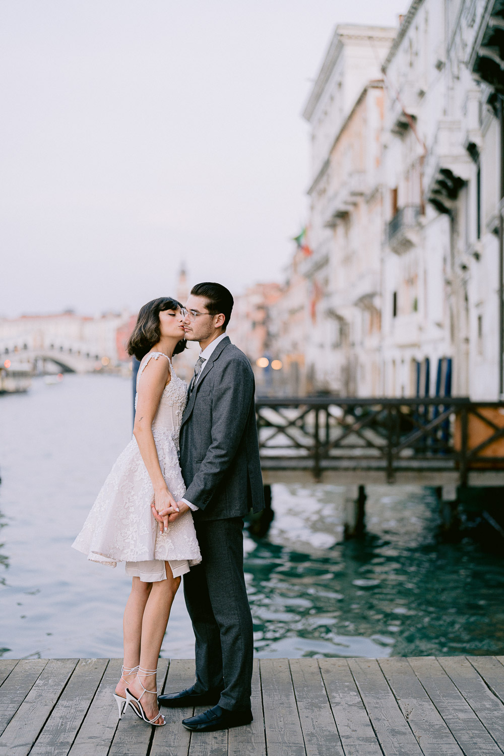 the best venice photographer for engagement photoshoot