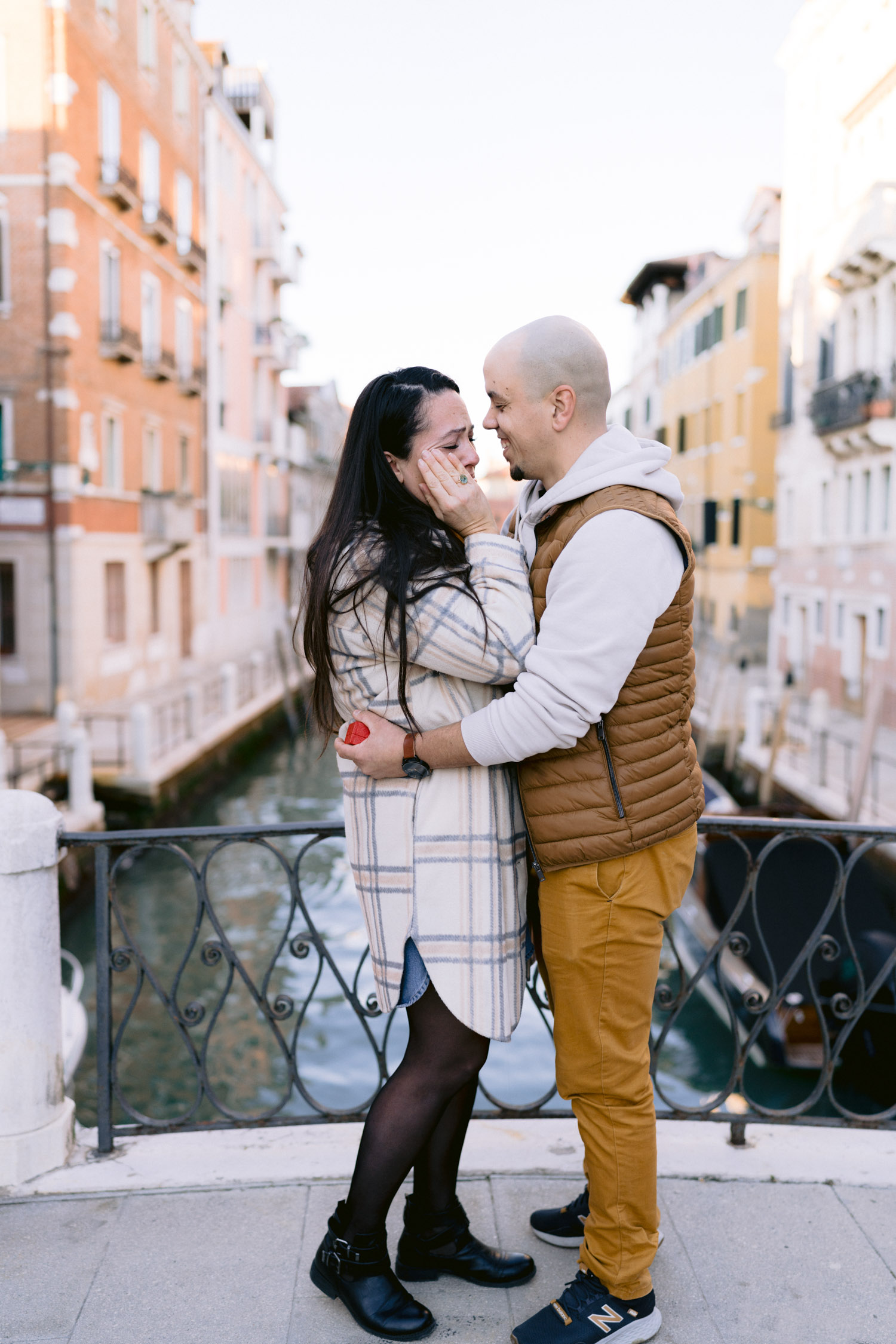 say yes surprise marriage proposal and engagement photoshoot in Venice