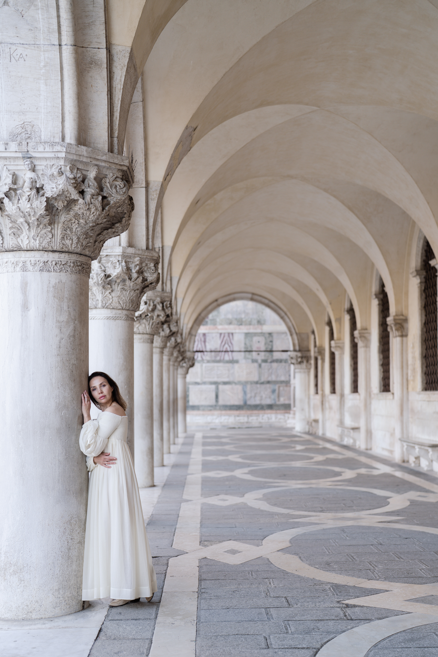 Book fine art portrait session with Venice photographer, Alina Indi