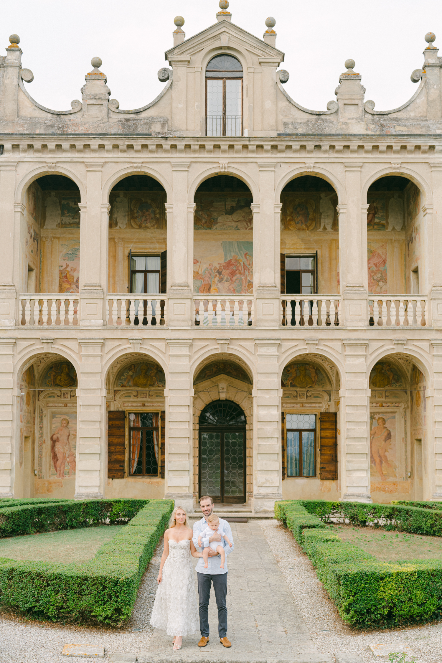 Venice, Italy photographer for a family photoshoot in Italian villa