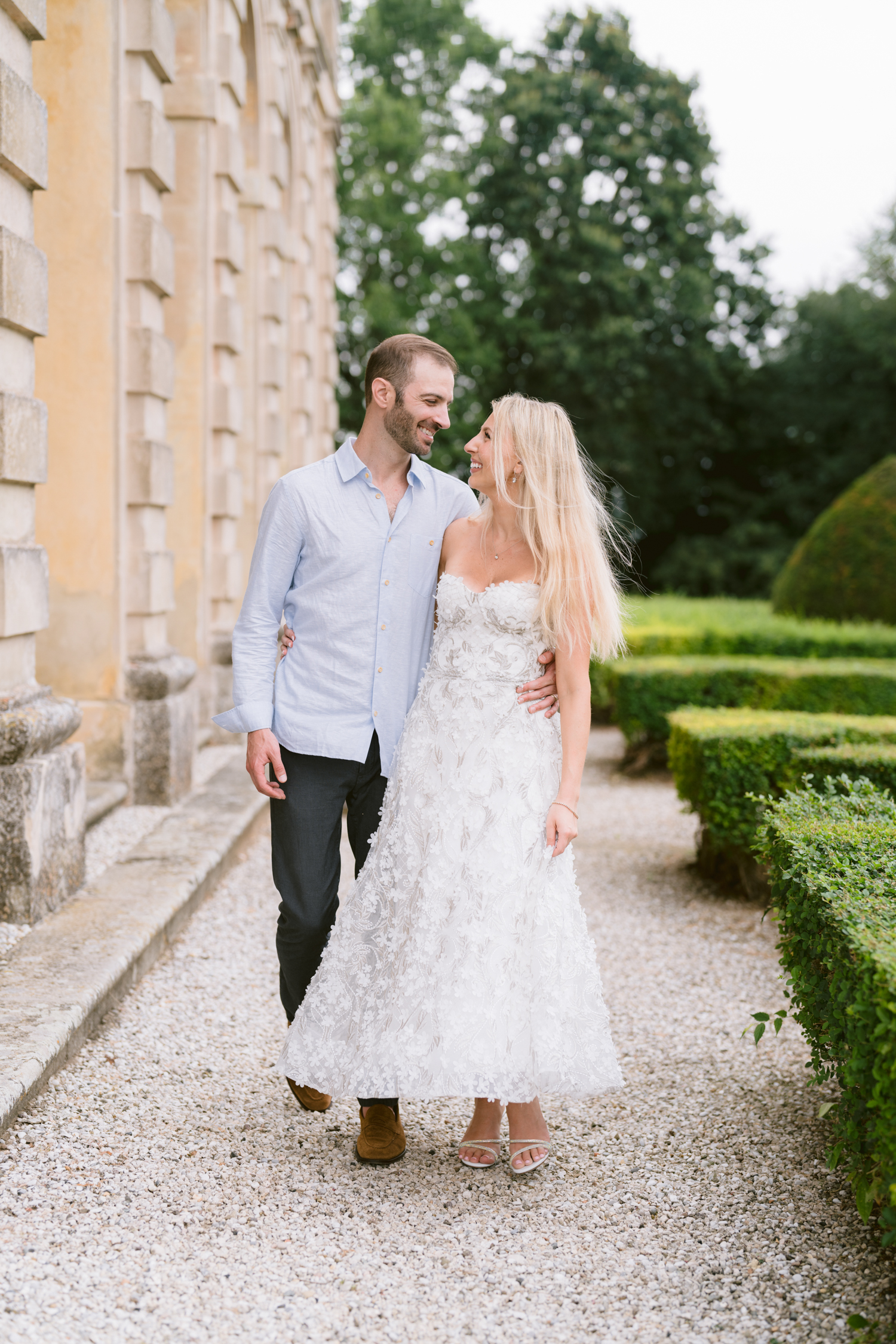 engagement photoshoot at Villa Emo Capodilista by a wedding photographer based in Padova, Italy