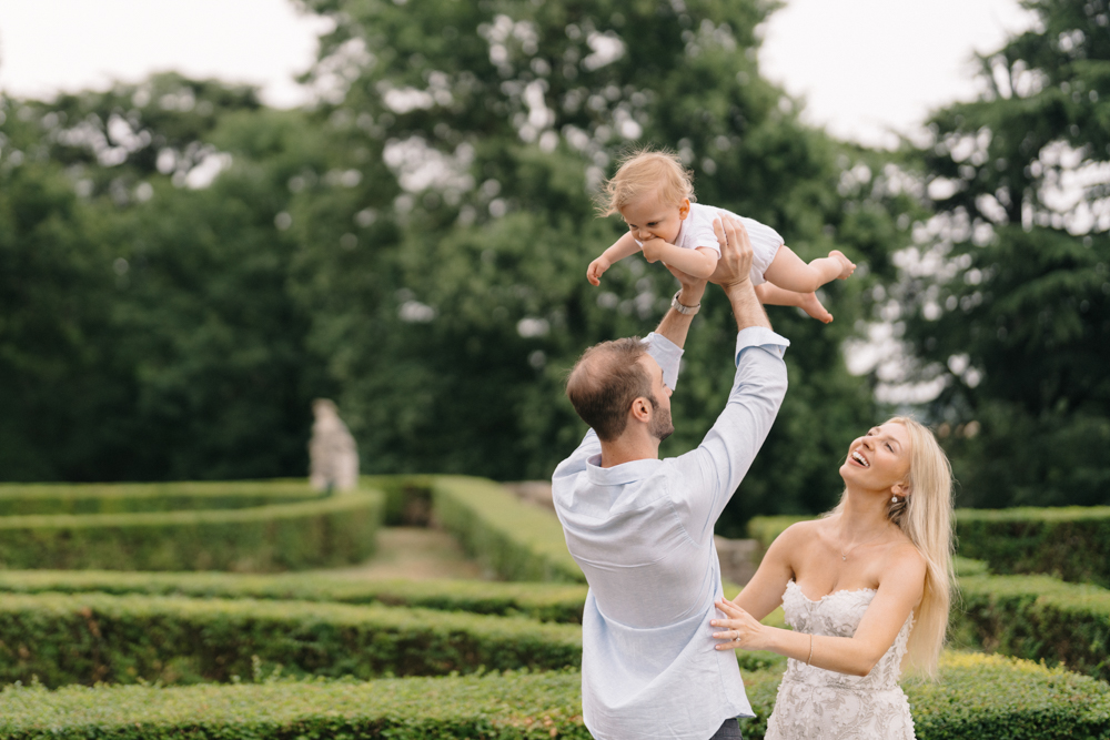 Book your family photoshoot in Venice by photographer Alina Indi