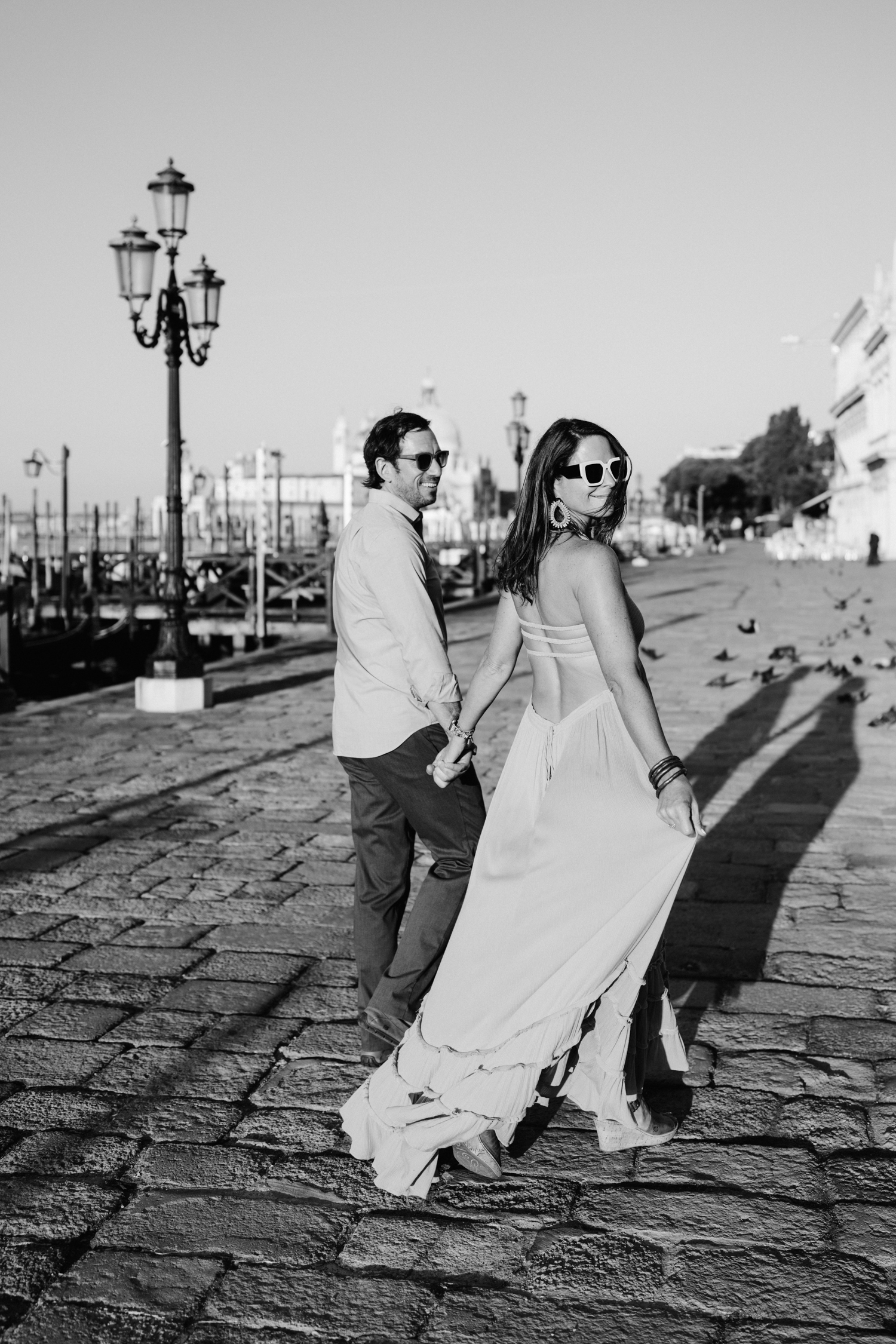 Book your Venice photographer  - Alina Indi - for your romantic couples photoshoot in Italy