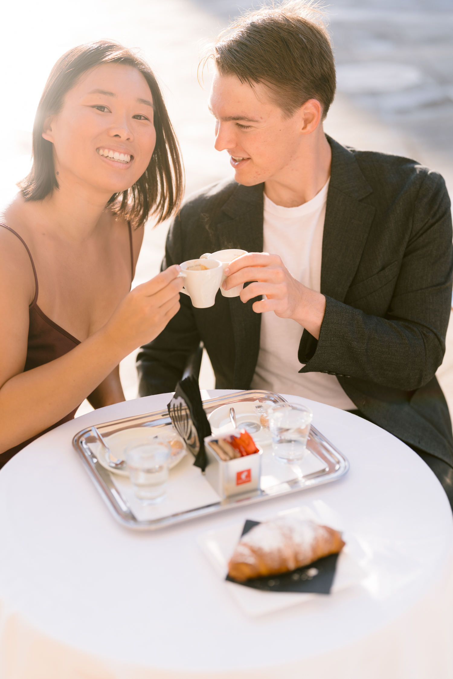 How to take couples photos in Venice?