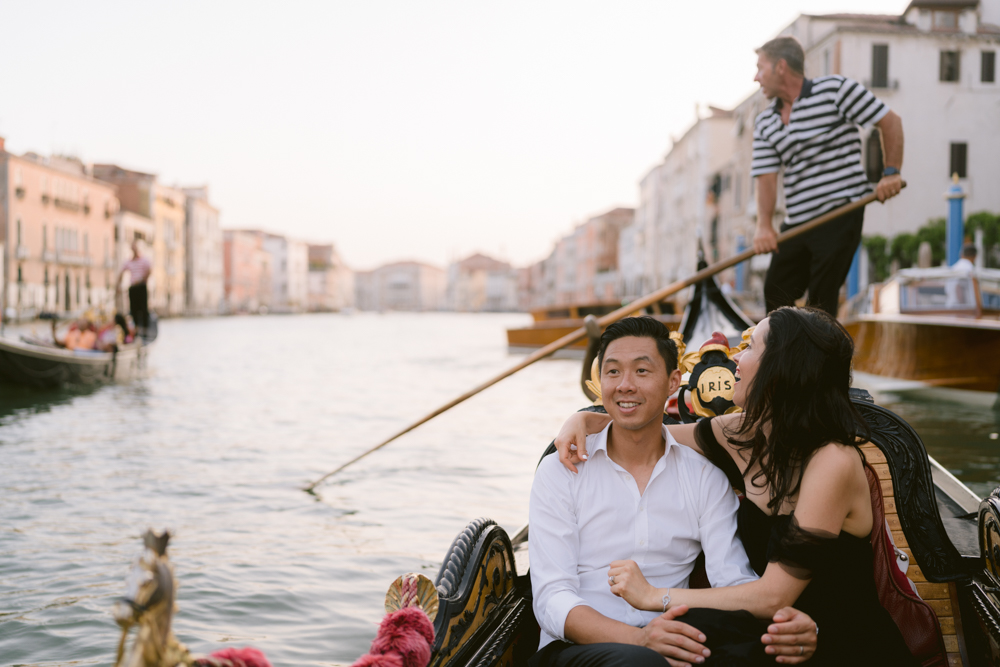 Book the best surprise proposal in Venice