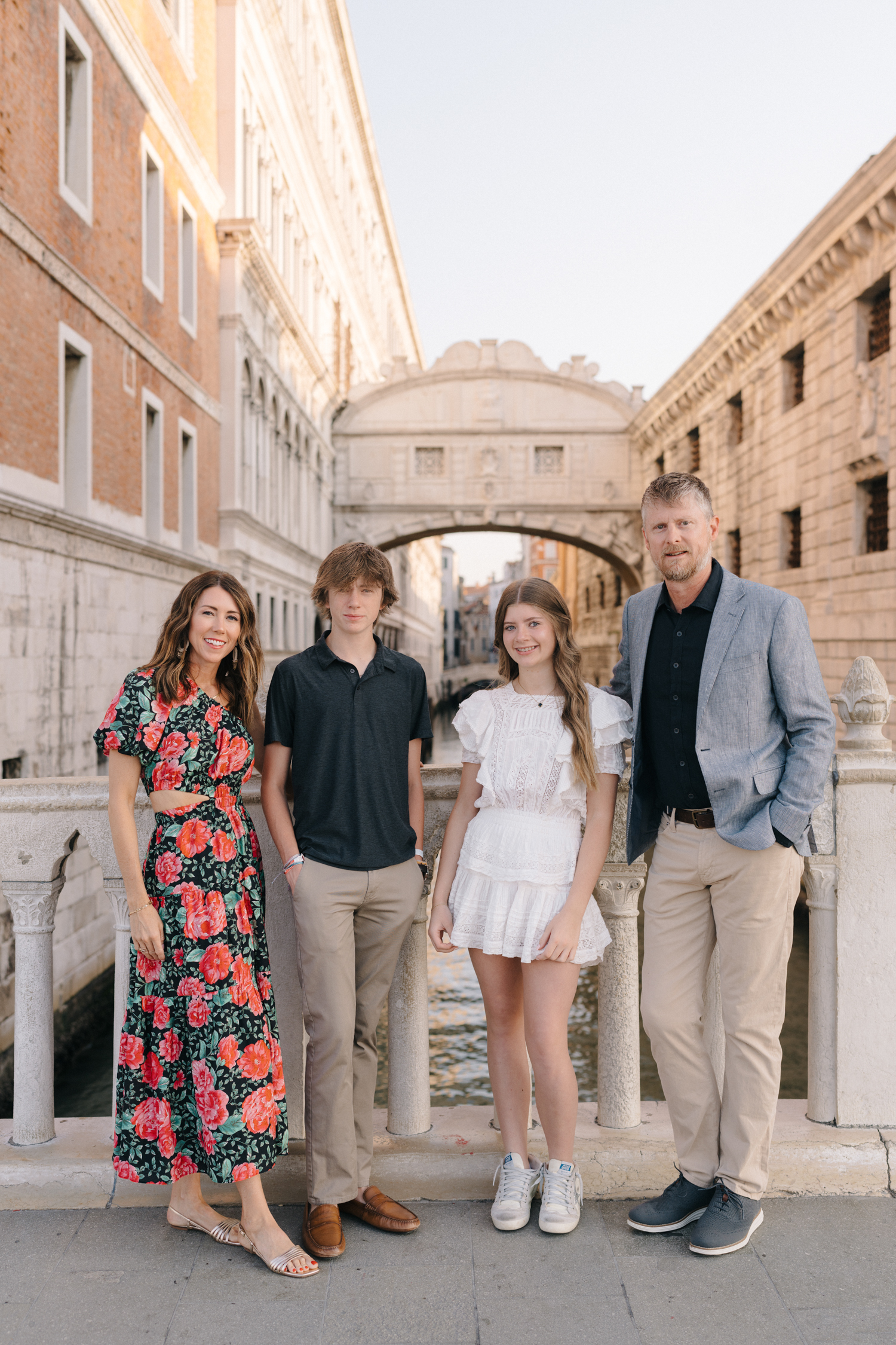 Book your Venice family photoshoot with a professional photographer