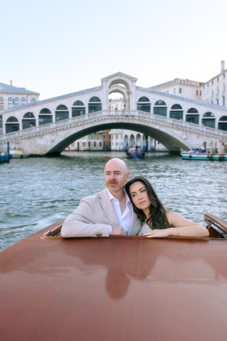 top photographer in Italy and Venice for a romantic editorial photoshoot in Italy